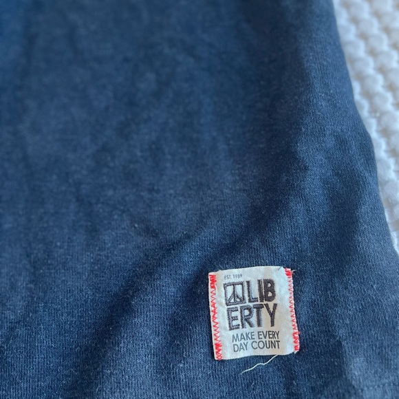 Liberty Clothing Muskoka Grown Hemp Crew Neck Sweater, L, Navy Blue, Sustainable - Picture 3 of 5